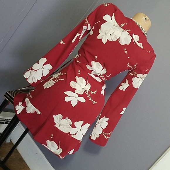 IMPORTED Figure Hugging V Neck Dress FINAL PRICE - Picture 6 of 8